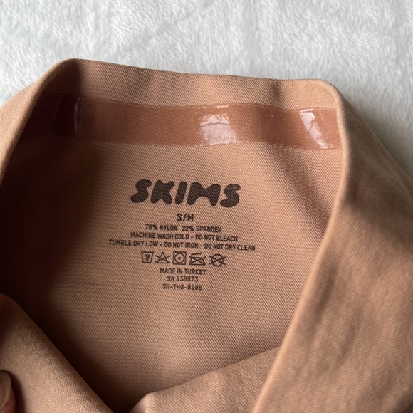 (2) Skims Core Control Thong. - Picture 3 of 7